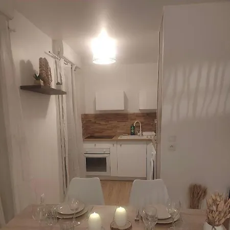 Appartamento Escapade A Blagnac, T2, Balneo,jardin,parking,tram